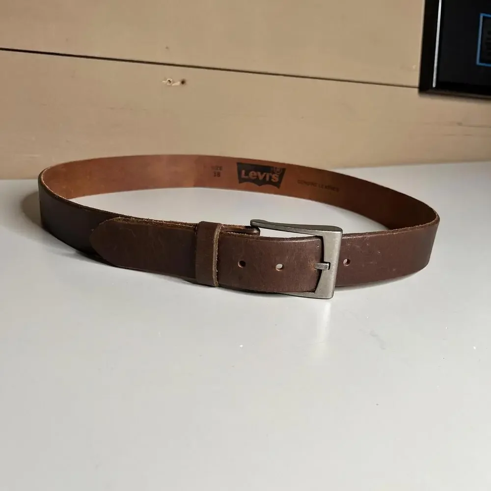 Levi's Leather Belt Mens‎ 38 Brown Silver Buckle Genuine Leather Casual Classic